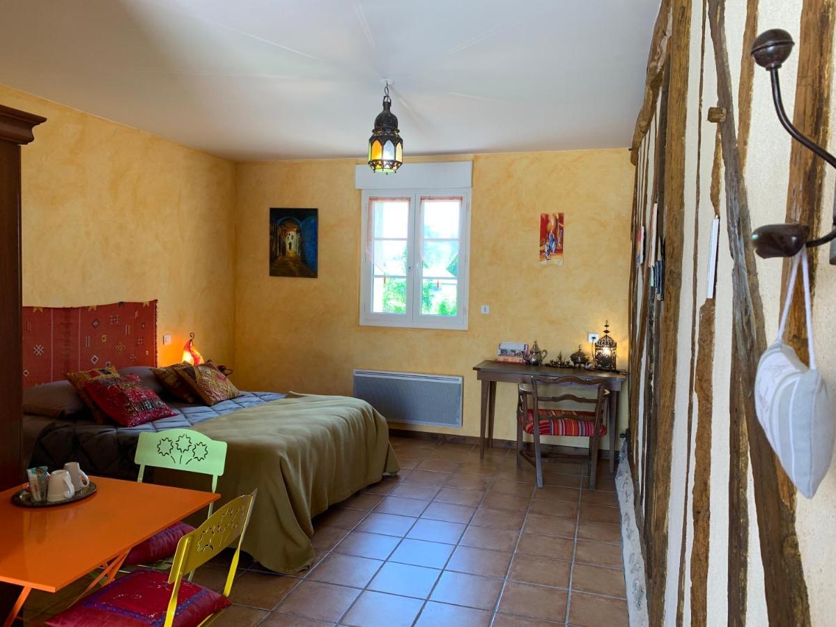 Les Logis Du Breuil Bed & Breakfast
