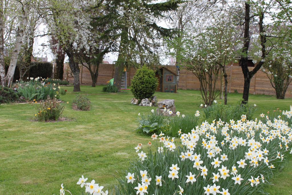 Les Logis Du Breuil Bed & Breakfast